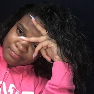 Meet your Posher, Tyanna 😍